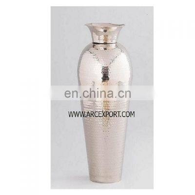 Fancy Design Metal Vase photo-3