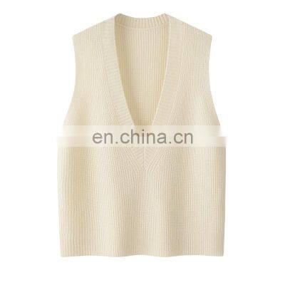 Fashionable Women's Custom Woolen Tank Top Deep V-Neck Rib Knitted Cashmere Vest Casual Style Embroidered Logo Back Outer Wear