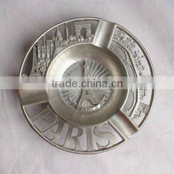 Metal Round Ashtray With Fashion Design