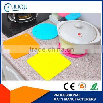 Low price functional silicone/rubber dinner plate mat
