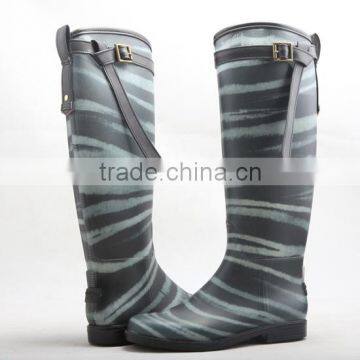 2016 New Design Fashionable Downspout High Style PVC Boots