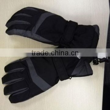 2015 Fashion Useful winter ski gloves