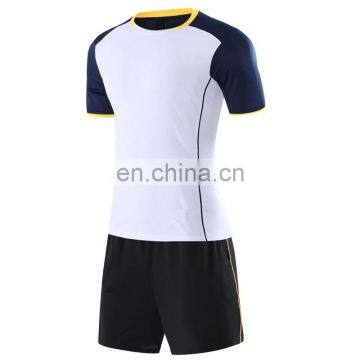 Free Sample Polyester Material Customizable Soccer Jersey