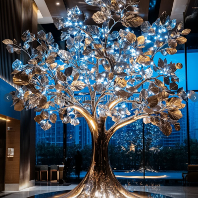 LED star-shaped core with mirror-polished design / Golden crystal tree sculpture / Industrial metal frame design