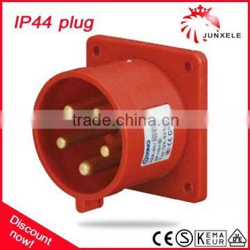 IP44 400V 32A panel mounted plug