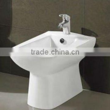 sanitary ware bathroom ceramic bidet( BSJ-B001)