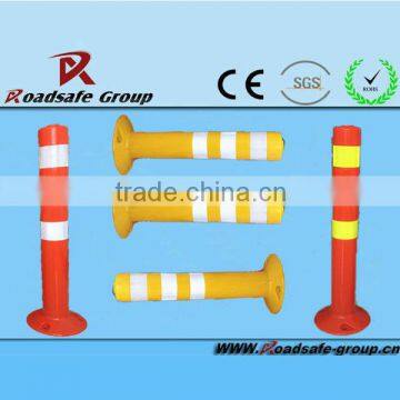 Flexible spring post road delineator plastic warning bollard