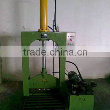 Single knife hydraulic rubber piece cutter