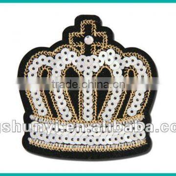 sequined crown embroidery design patch