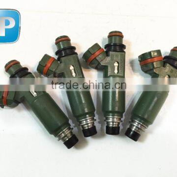 Fuel injector/Nozzle for Toyota Land Cruiser 1FZFE OEM# 23209-66010/23250-66010