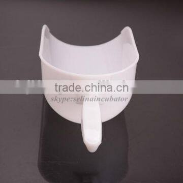 Wholesale New Type animal plastic food shovel for pig