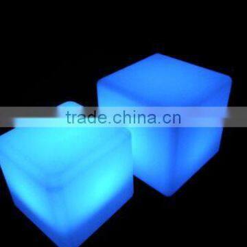 Led Cube Chair /PE Colorful Waterproof Led Illuminated Cube Stool photo-2