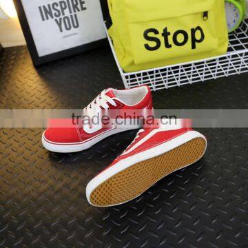 Black and White Lace-up Casual Canvas Shoes for Men photo-4