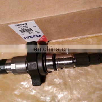 Diesel engine ISBE fuel injector 2830957 0445120007