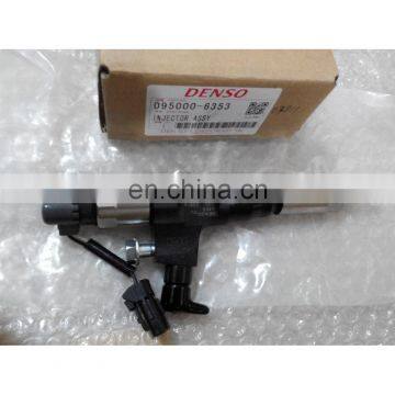 original diesel engine parts oil pump injector 095000-6353