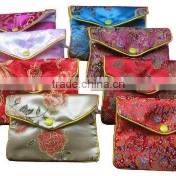 Chinese Style Custom Silk Embroidery Jewelry Pouch for Ring Earring Pendant B180 photo-2