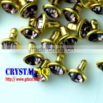 2016 Good quality and wholesale price Fancy acrylic rhinestone rivet ,cap brass acrylic rivet