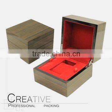 Custom Elegance Single Luxury Wooden Watch Box                        
                                                Quality Choice