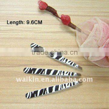 Fashionable eyebrow tweezer with zebra pattern