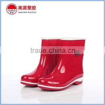 Red Color Fashion Rain Boots for Girls