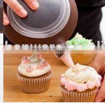 Ice Cream Pot With Three Silicone Piping Nozzles photo-2