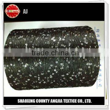 Sequin yarn and spangle yarn for knitting flower pattern