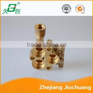 triplex pump head