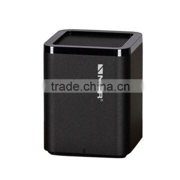 5W Li-ion rechargable battery mini bluetooth speaker with Handsfree Mic