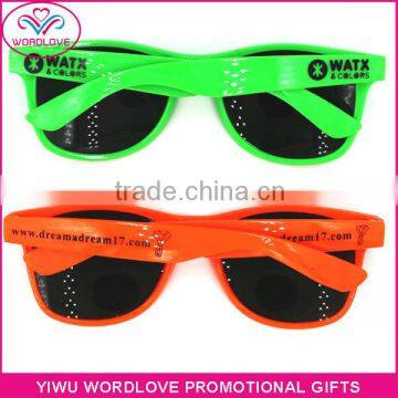 Promotional Summer Cool Plastic Italian Design Fashion Sunglasses