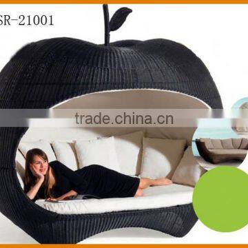 Interesting Apple Daybed Rattan Individual Wicker Sunbed Furniture