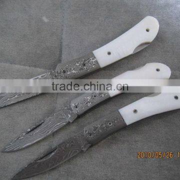 A SCENIC RAM HORN HANDLE, HANDMADE DAMASCUS STEEL LINER LOCK FOLDING KNIFE photo-3