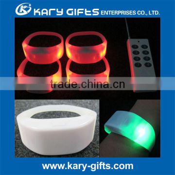 Wholesale LED Flashing Bracelet Via Remote Controled LED Bracelet