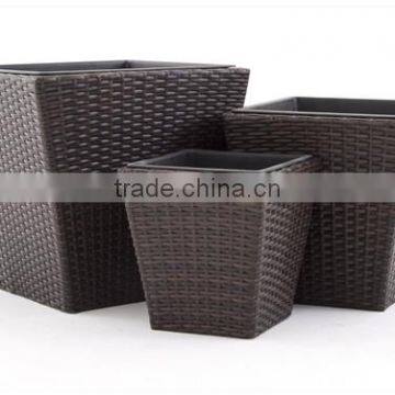 Indoor/Outdoor Beaufiful Square Rattan Wicker Planter Box (Set of 3)