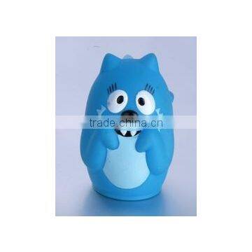 Cute cartoon shape eco-friendly PVC baby floating bath animal toy