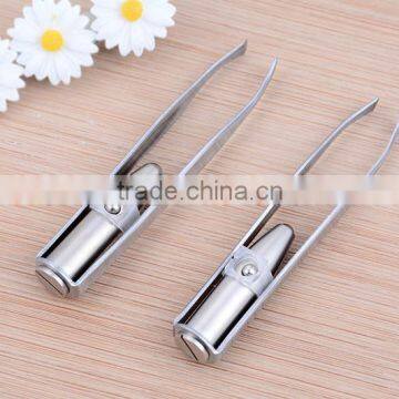 2016 New Arrival LED Lighted Eyebrow Tweezers BZS02 photo-3