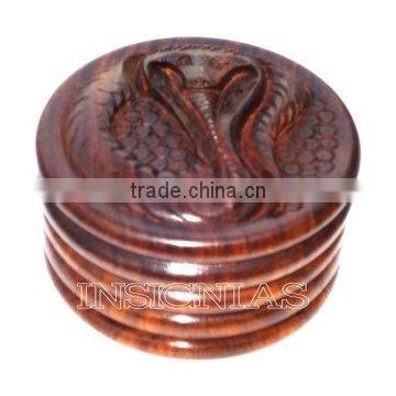 Hand made carved shisham wood tobacco grinder