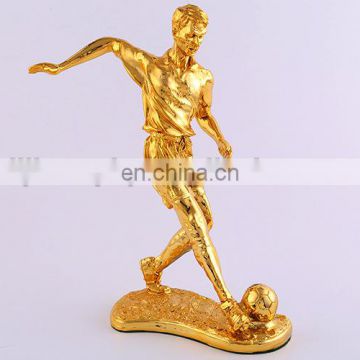 China manufacturer 2016 high quality Football players trophy replica for souvenirs