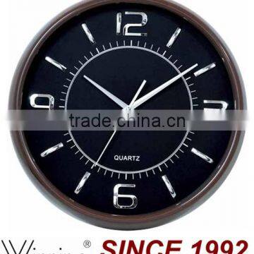 2014 Plastic Material Wooden Finished Clock