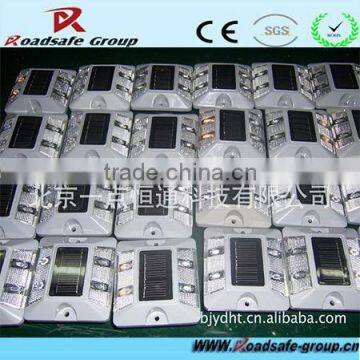 2015 Hot Sale Solar Aluminum Solar Cat Eyes LED Road Stud photo-3