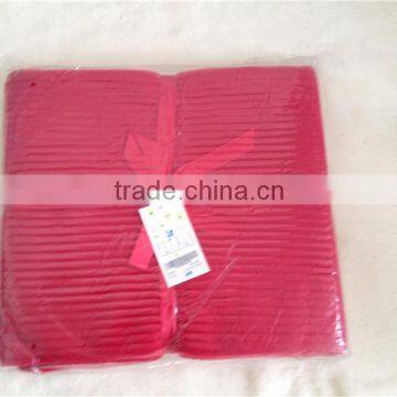 High quality solid color red fleece throw blanket in six colors gift set factory directly low price