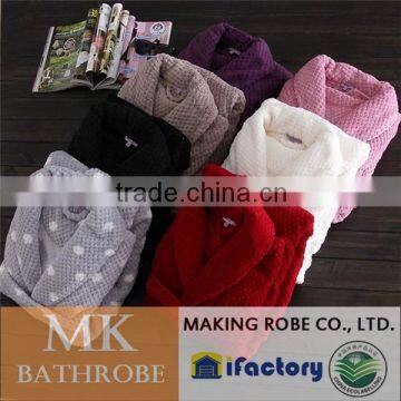 Promotion Polyester Sleep Robe Jacquard Flannel Fleece Bathrobe