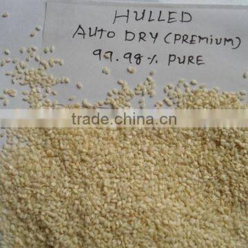dehulled sesame seeds of different grades for exporting