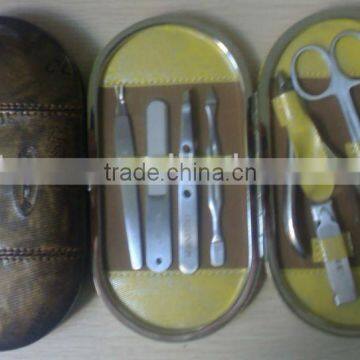 MRT-096 Pretty PU bag carbon steel 8pcs manicure set