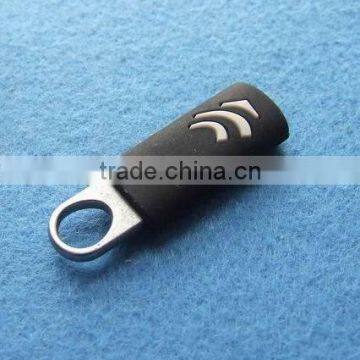 Factory OEM Customized PVC Zipper Puller photo-6