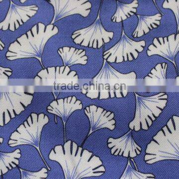 new design Popular printed rayon fabric factory