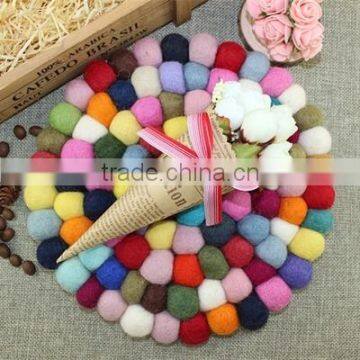 Factory Direct 100% Wool Felt Balls Rug photo-2