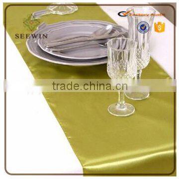 elegant soft quilt Satin Table Runner for wedding and home use decoration
