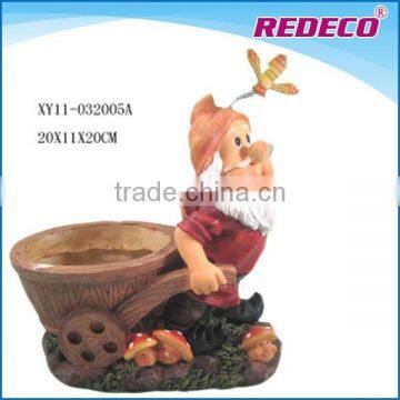 Resin dwarf craft with flower pot