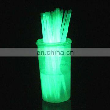 GLS-049 Green glow sticks 8"(5x200mm)