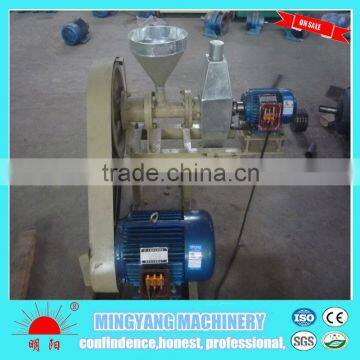 Factory direct supply 100kg per hour animal feed pellet extruder for fish food